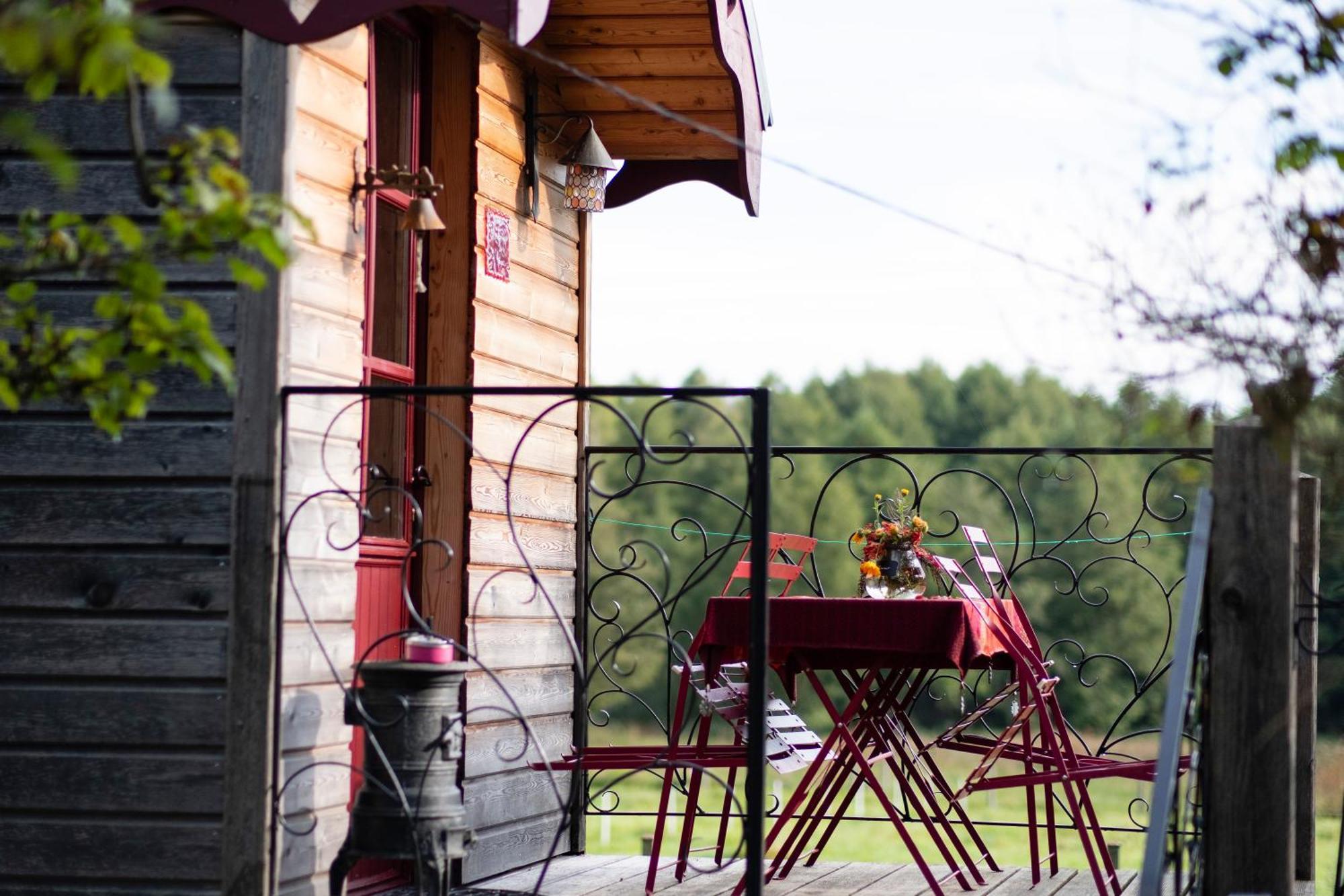 Roulotte Le Temps De Rever Acomodação com café da manhã Saint-Michel-sur-Meurthe Exterior foto